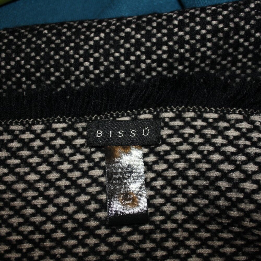 Bissu Wrap Scarf Made in Spain 6ft x 26" Black